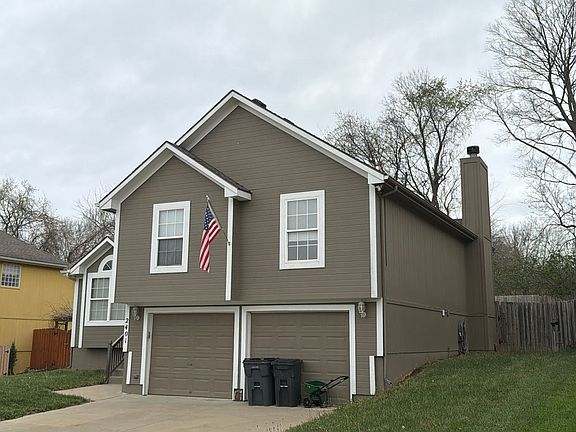 2nd image of 2401 NW Richard Dr