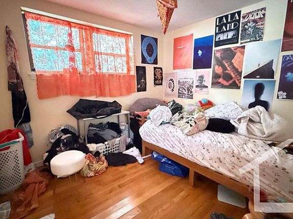 3rd image of 313 Summit Ave #13L