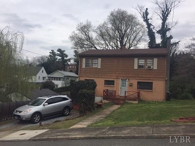 1st image of 2106 Early St