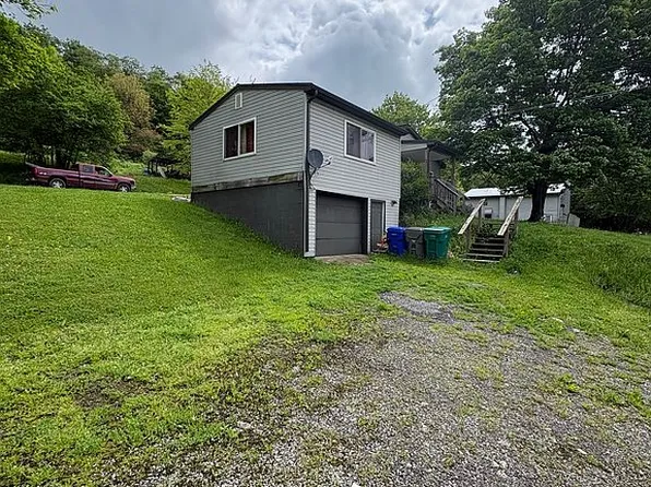 564 Oneida Valley Rd, Butler, PA 16001