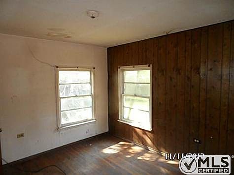 4th image of 5203 Buford Jett Ln
