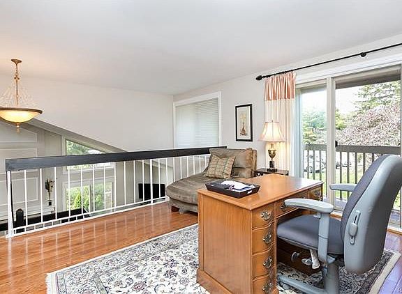 5th image of 1505 S Hill Blvd #1555