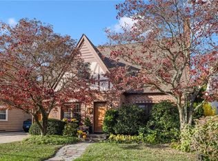 198 Chace Ave, Providence, RI 02906