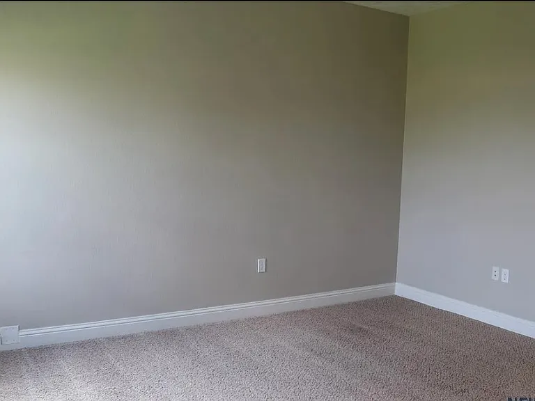 1835 Dillon Wood Dr — Photo 11