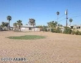 1902 N 26th Pl - pic