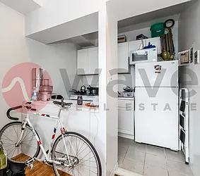Rented by Wave Real Estate Group