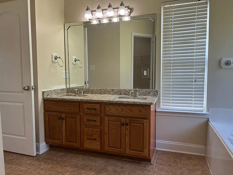 101 Mallards Landing Dr — Photo 27