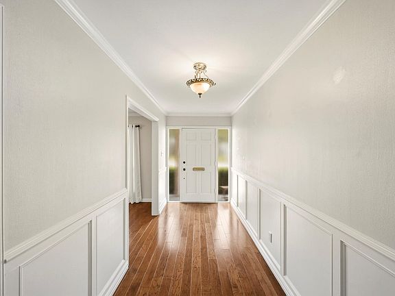 4th image of 6131 Yarwell Dr