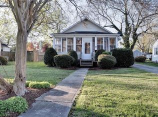 20 Old Fox Hill Rd, Hampton, VA 23669