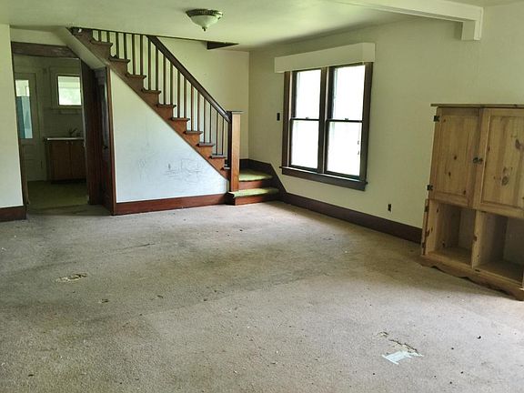 4th image of 1921 River Bluff St