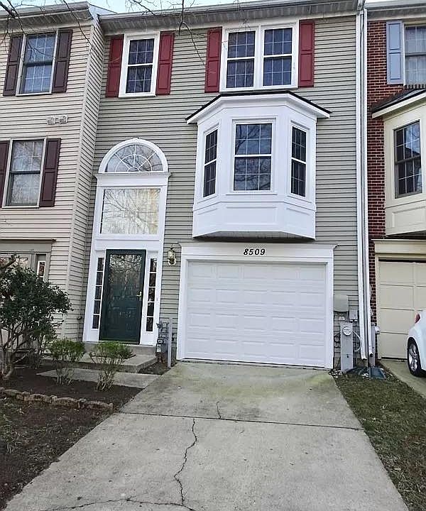 1st image of 8509 Woodland Manor Dr