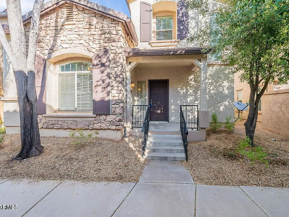 3653 W Bryce Ct