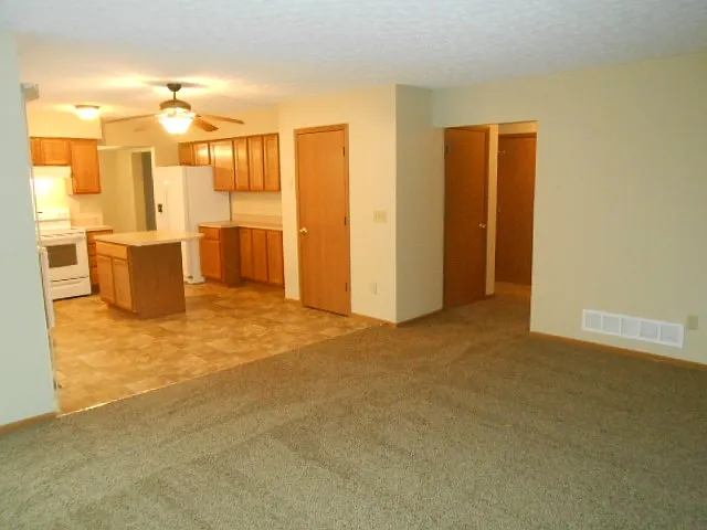 161 Patterson St — Photo 10