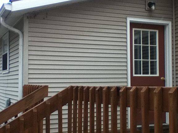 3rd image of 713 Grace Dr