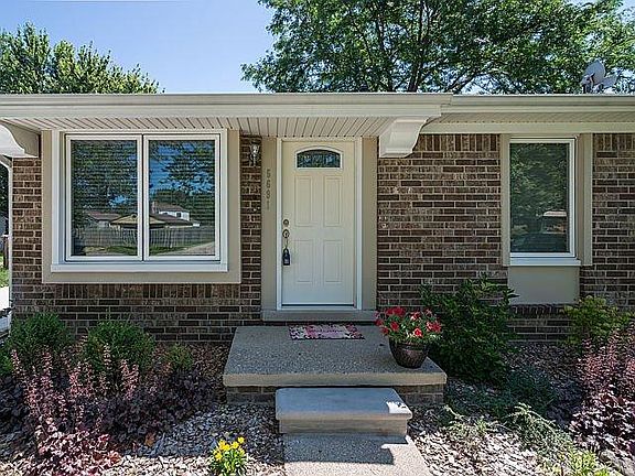 2nd image of 5691 Princeton Pl