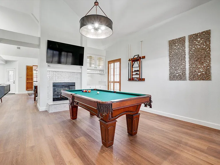 922 Blackstone Dr — Photo 10