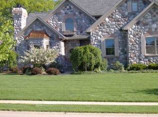 1384 Alexandria Pkwy SE, North Canton, OH 44709
