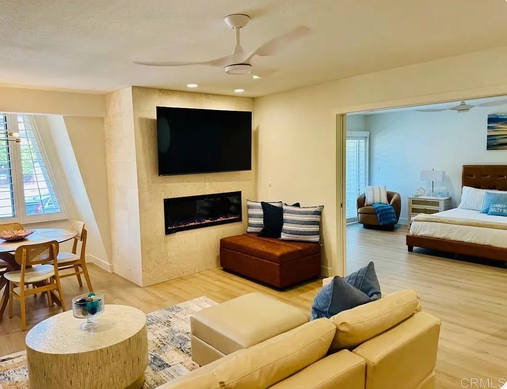 1 bed, 876 sqft, $6,500 — Photo 2