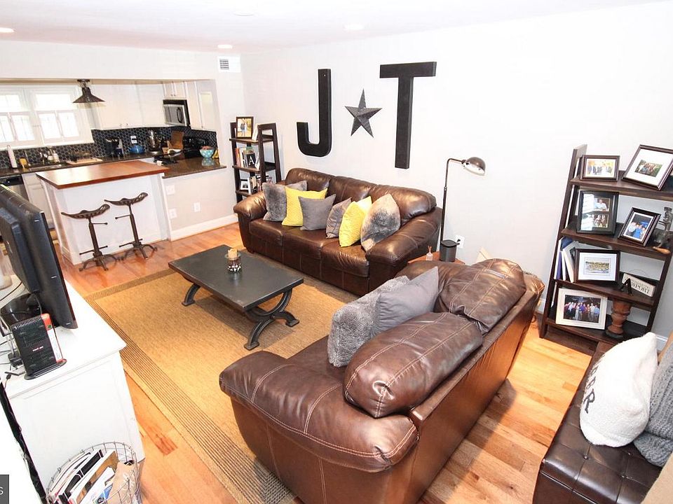 1st image of 409 James Ct #67