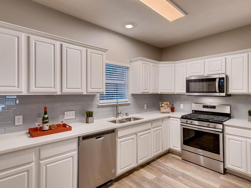 1st image of 6105 Friendswood Dr