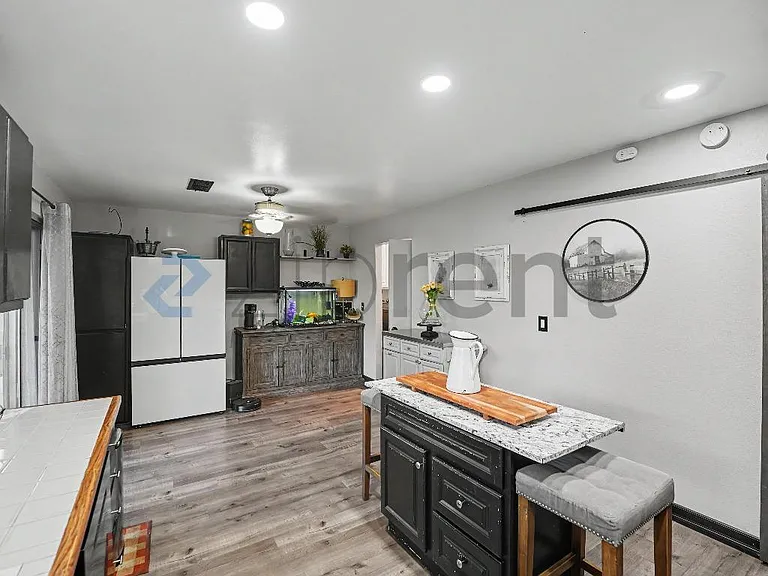 4703 Karling Pl — Photo 14