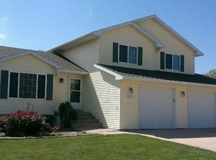 1225 Hackberry St, Bennet, NE 68317