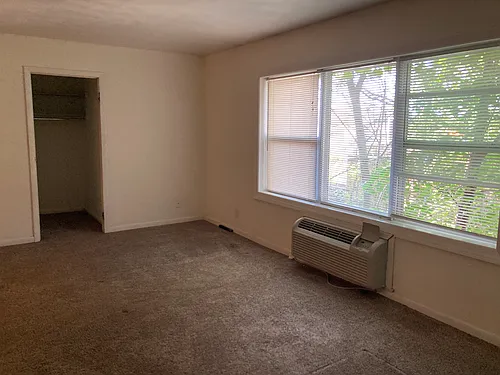 151 W Lincoln Hwy #0 Photo 1