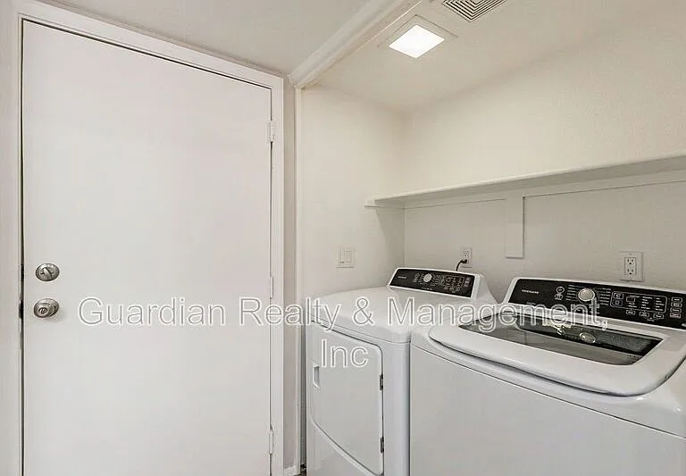 4389 S Potter Dr — Photo 27