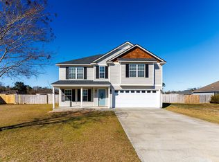 37 N Moody Dr, Ray City, GA 31645