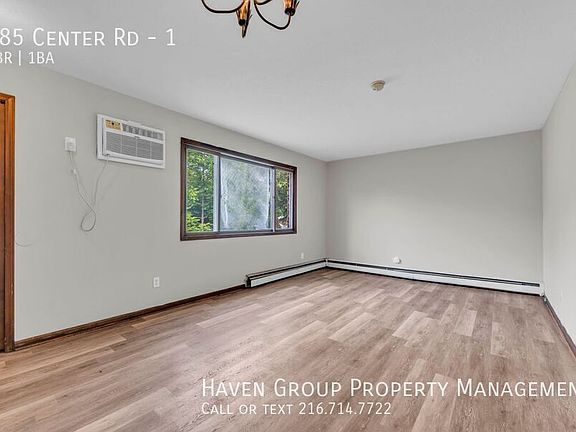 3rd image of 485 Center Rd #1