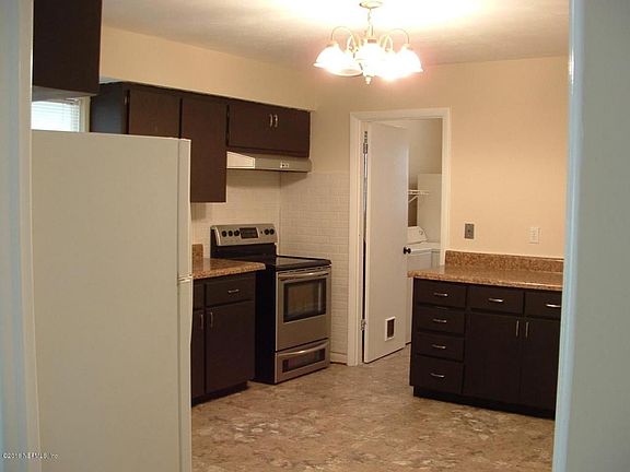 5th image of 4312 Fargo Dr E