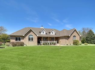 14352 Summerfield Dr, New Lenox, IL 60451