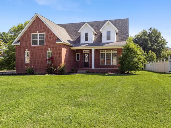 135 Weymouth Ct, Clarksville, TN 37043