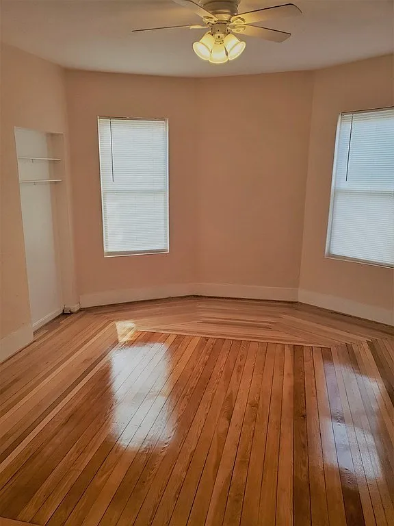5 Timothy Ave — Photo 2