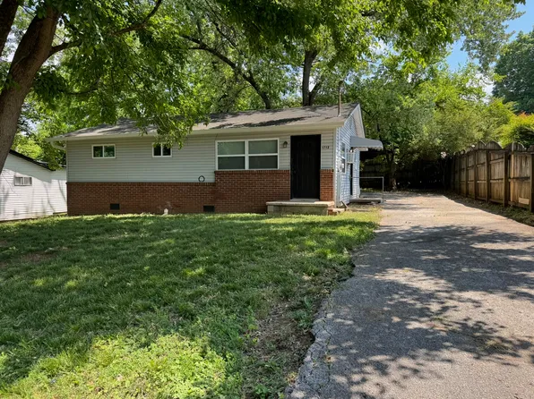 1712 Hillwood Dr, Knoxville, TN 37920
