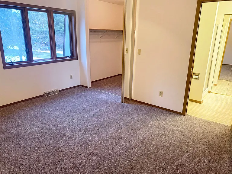 4PLEX-1911 Carol Dr — Photo 17