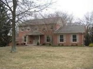 10725 Old Pond Dr, Cincinnati, OH 45249