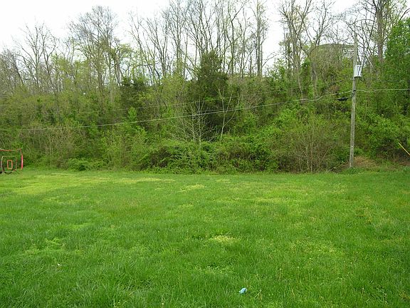 2nd image of 64 Country Glen Dr