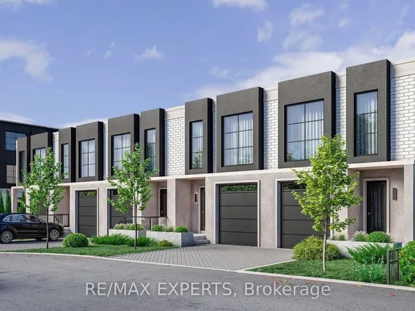 234 King Rd #32, Richmond Hill, ON L4E 2W1