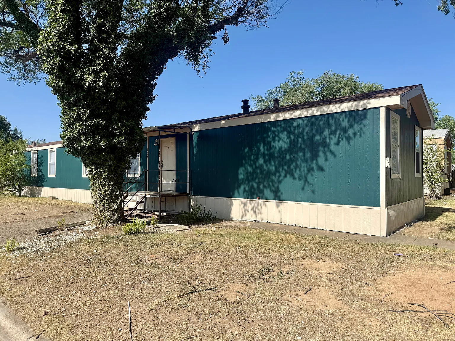 3 bed, 1022 sqft, $1,200 — Photo 2
