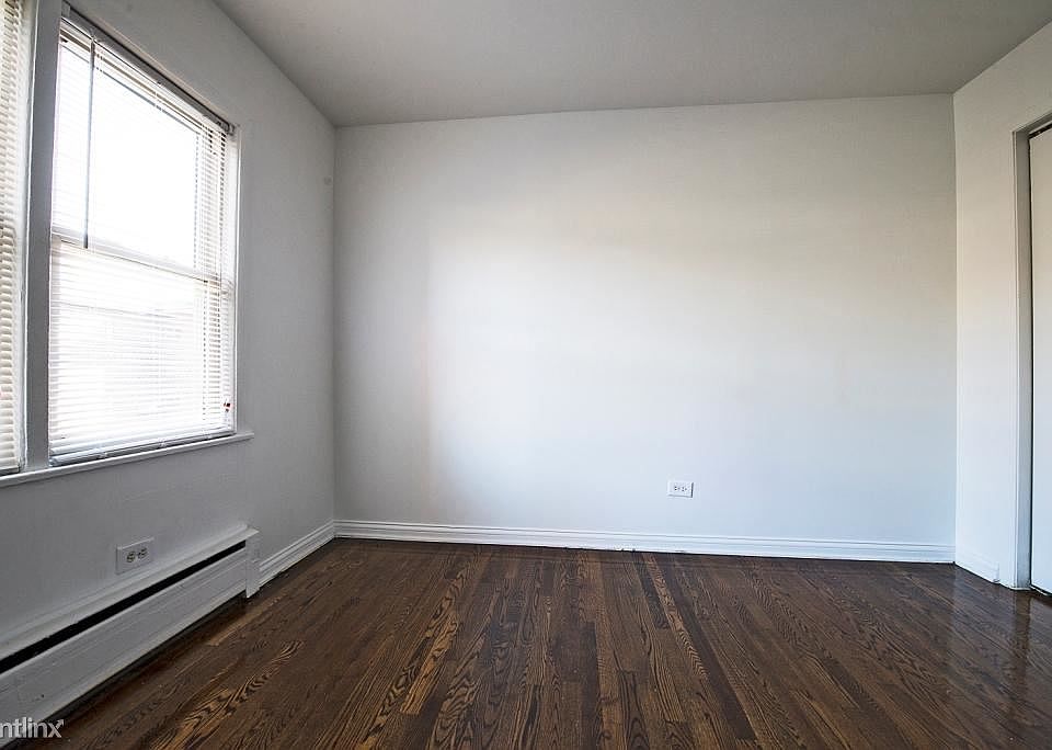 729 N Central Apartments Chicago Bedroom_1