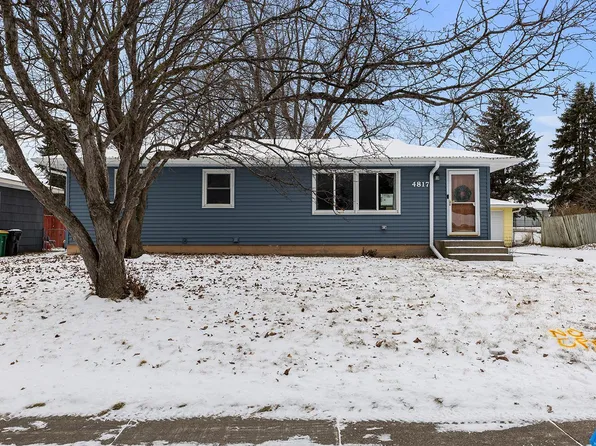 4817 Brookdale Dr N, Brooklyn Park, MN 55443