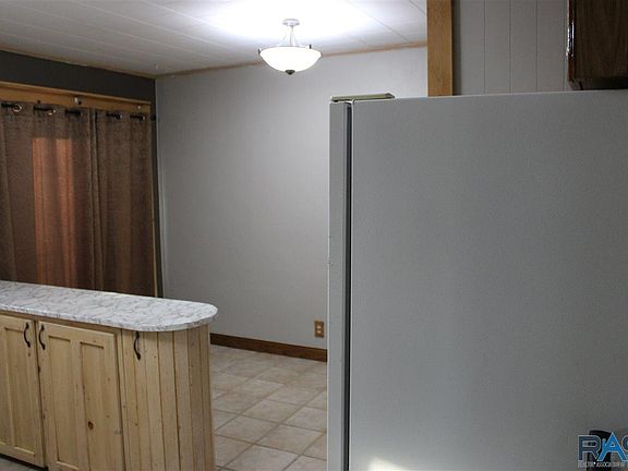 5th image of 204 S Anna Ave