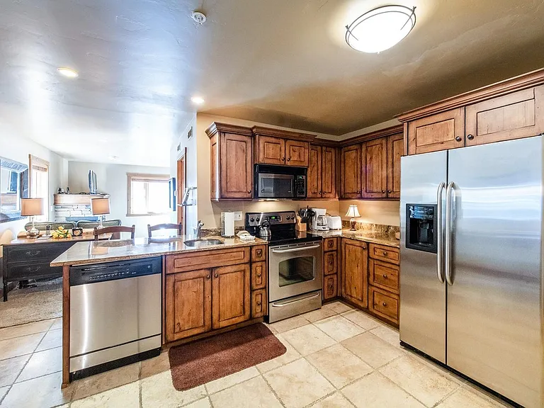 2260 Park Ave #17 — Photo 6