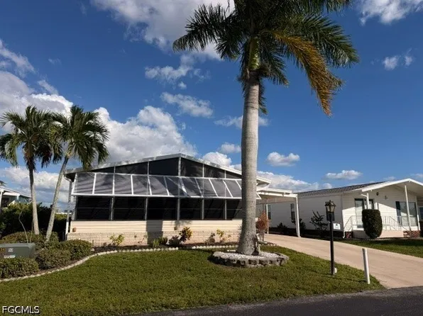 16207 Durham Ave, Fort Myers, FL 33908