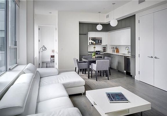 5th image of 416 W 52nd St #504S