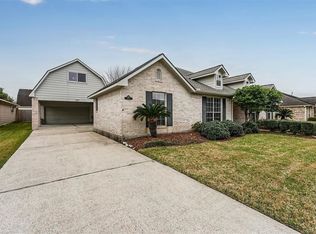 2227 Meadows Blvd, League City, TX 77573