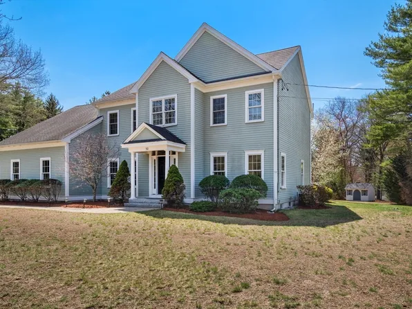 32 Overlook Rd, Wayland, MA 01778