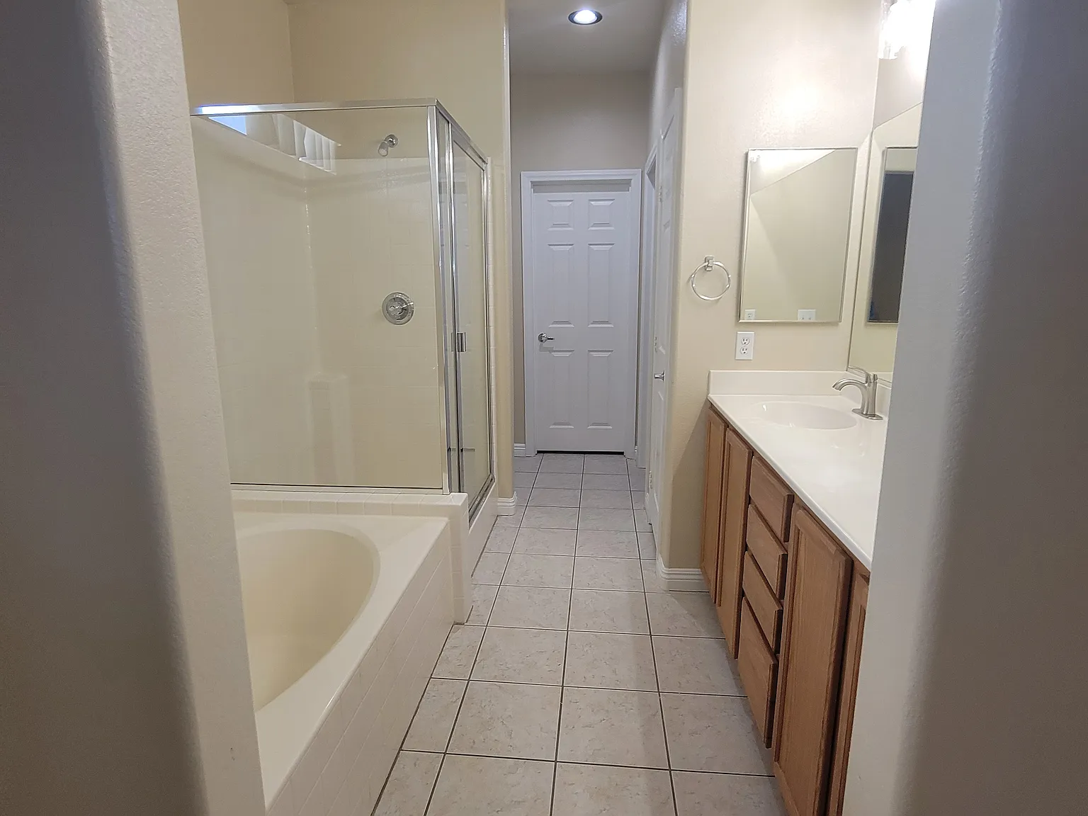 3 bed, 1419 sqft, $1,700 — Photo 3