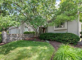 9 Falling Brk, Cincinnati, OH 45241